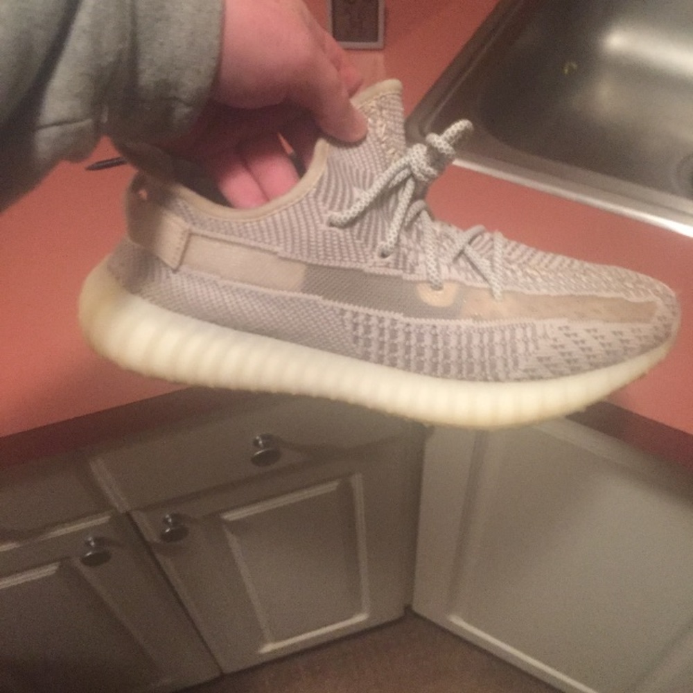 Yeezy static’s